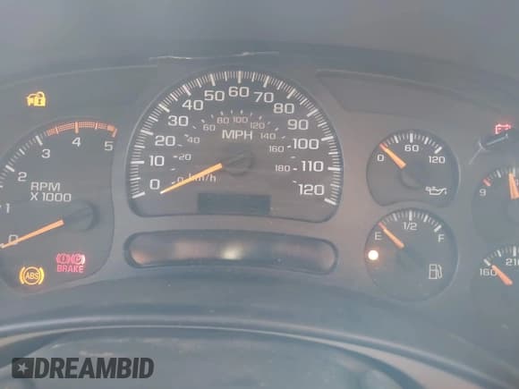 ✅ 2005 Chevrolet Silverado 2500HD LS • VIN: 1GCHK23245F872028 • Lot: 43368972. Listed on IAAI with 234,712 mi. Free auction sales archive from the USA and detailed vehicle history report at DreamBid. Image 7.