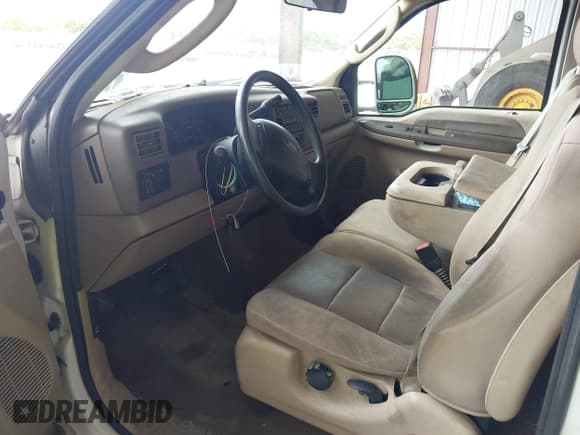 ✅ 2004 Ford F-250 XL • VIN: 1FTNX20L84EB98035 • Лот: 42147102. Опубликован ранее на IAAI с пробегом 184 136 миль. Бесплатный доступ к архиву аукционных продаж из США и подробный отчёт об истории автомобиля на DreamBid. Изображение 5.