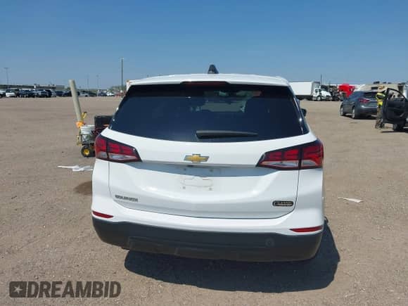 2022 Chevrolet Equinox LS z VIN 3GNAXHEV8NS206631, wystawiony jako IAAI lot #43150880 z przebiegiem 41 107 mil mil oraz . Historia ofert i sprzedaży dostępna na DreamBid. Obrazek 16.