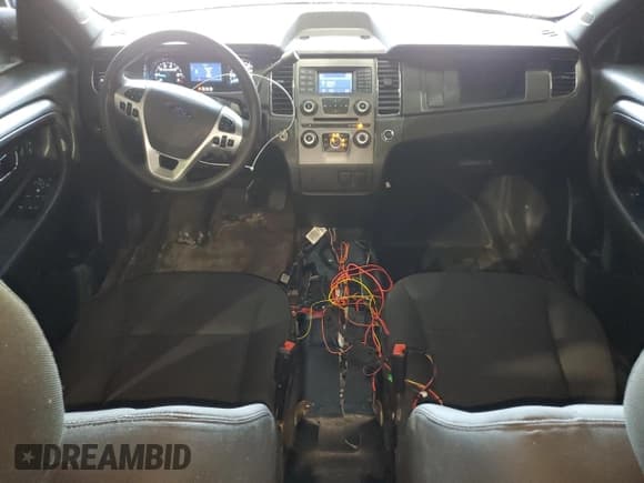 ✅ 2017 Ford Police Interceptor • VIN: 1FAHP2MK8HG109739 • Лот: 61720285. Опубликован ранее на Copart с пробегом 111 734 миль. Бесплатный доступ к архиву аукционных продаж из США и подробный отчёт об истории автомобиля на DreamBid. Изображение 8.