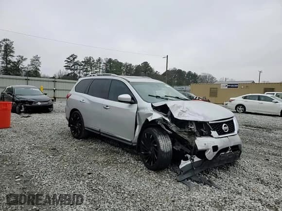 ✅ 2015 Nissan Pathfinder SV • VIN: 5N1AR2MN4FC621207 • Lot: 86732704. Listed on Copart with 207,322 mi. Free auction sales archive from the USA and detailed vehicle history report at DreamBid. Image 14.
