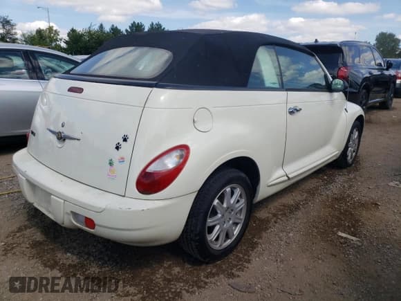 ✅ 2008 Chrysler PT Cruiser • VIN: 3C3HY55X08T123377 • Lot: 68232804. Listed on Copart with 58,175 mi. Free auction sales archive from the USA and detailed vehicle history report at DreamBid. Image 3.