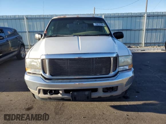 ✅ 2000 Ford Excursion Limited • VIN: 1FMNU42S5YEE00744 • Lot: 87309684. Wystawiony na Copart z przebiegiem 273 986 mil. Bezpłatny archiwum sprzedaży aukcyjnych z USA i szczegółowy raport historii pojazdu na DreamBid. Zdjęcie 5.