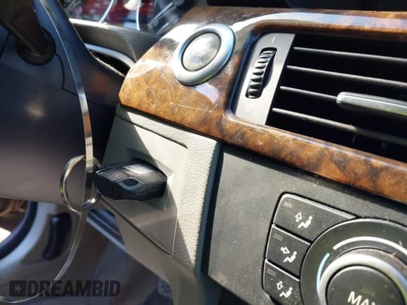 ✅ 2007 BMW 3 Series 328i • VIN: WBAVA33527PV65280 • Lot: 43126029. Listed on IAAI with Not provided. Free auction sales archive from the USA and detailed vehicle history report at DreamBid. Image 11.