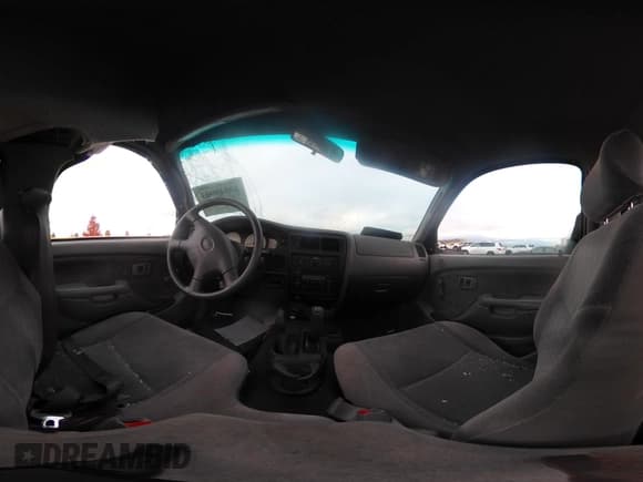 ✅ 2003 Toyota Tacoma • VIN: 5TEWM72N33Z261272 • Lot: 43548903. Listed on IAAI with 272,521 mi. Free auction sales archive from the USA and detailed vehicle history report at DreamBid. Image 18.