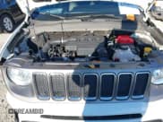 ✅ 2021 Jeep Renegade Limited • VIN: ZACNJDD17MPM71721 • Lot: 43160419. Wystawiony na IAAI z przebiegiem 48 818 mil. Bezpłatny archiwum sprzedaży aukcyjnych z USA i szczegółowy raport historii pojazdu na DreamBid. Zdjęcie 10.