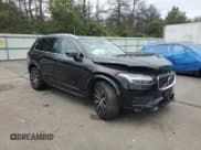 ✅ 2023 Volvo XC90 Core • VIN: YV4L12PV7P1929529 • Лот: 82063495. Опубликован ранее на Copart с пробегом 11 980 миль. Бесплатный доступ к архиву аукционных продаж из США и подробный отчёт об истории автомобиля на DreamBid. Изображение 4.