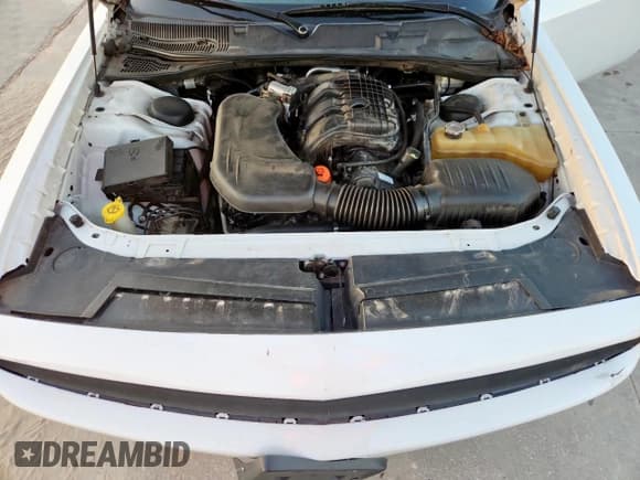 ✅ 2015 Dodge Challenger SXT Plus • VIN: 2C3CDZBG3FH914218 • Lot: 81667295. Listed on Copart with 139,620 mi. Free auction sales archive from the USA and detailed vehicle history report at DreamBid. Image 11.