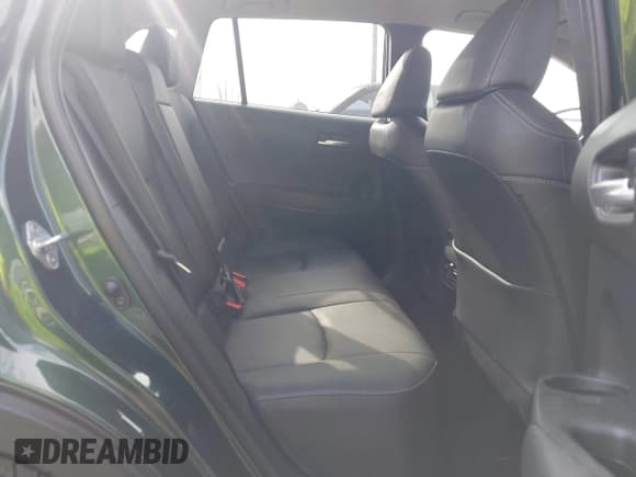 ✅ 2023 Toyota Corolla Cross XLE • VIN: 7MUEAAAG5PV058624 • Лот: 43478337. Опубликован ранее на IAAI с пробегом 28 466 миль. Бесплатный доступ к архиву аукционных продаж из США и подробный отчёт об истории автомобиля на DreamBid. Изображение 8.