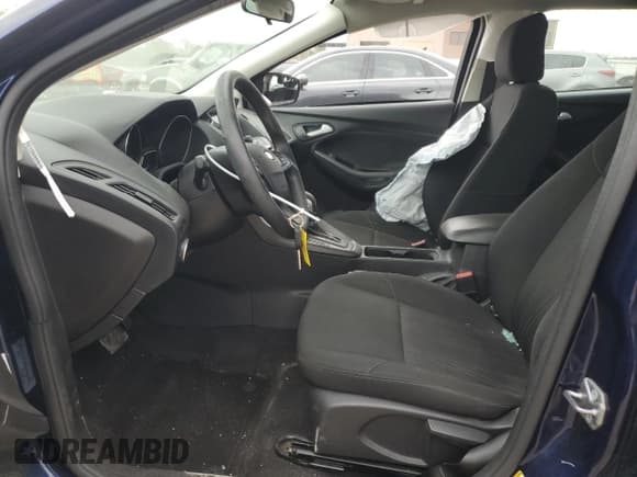 ✅ 2017 Ford Focus SEL • VIN: 1FADP3M29HL346557 • Лот: 86527905. Опубликован ранее на Copart с пробегом 40 720 миль. Бесплатный доступ к архиву аукционных продаж из США и подробный отчёт об истории автомобиля на DreamBid. Изображение 7.