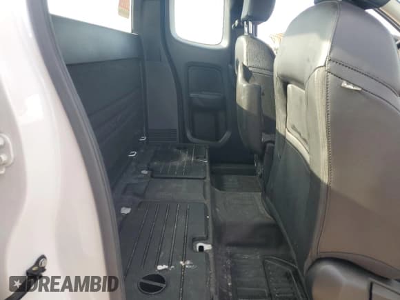 ✅ 2021 Ford Ranger XL • VIN: 1FTER1EH6MLD18709 • Lot: 82313154. Wystawiony na Copart z przebiegiem 88 244 mil. Bezpłatny archiwum sprzedaży aukcyjnych z USA i szczegółowy raport historii pojazdu na DreamBid. Zdjęcie 10.