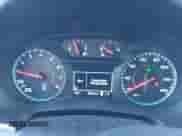 2019 Chevrolet Malibu LT z VIN 1G1ZD5ST8KF114238, wystawiony jako IAAI lot #43367354 z przebiegiem 58 675 mil mil oraz . Historia ofert i sprzedaży dostępna na DreamBid. Obrazek 7.