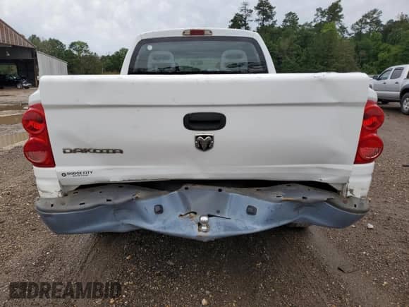 2007 Dodge Dakota ST с VIN 1D7HE28K37S200672, выставлен на аукционе Copart как лот 52682114 с пробегом 135 041 миль миль и Списание • Salvage title. История ставок и продаж доступна на DreamBid. Изображение 6.
