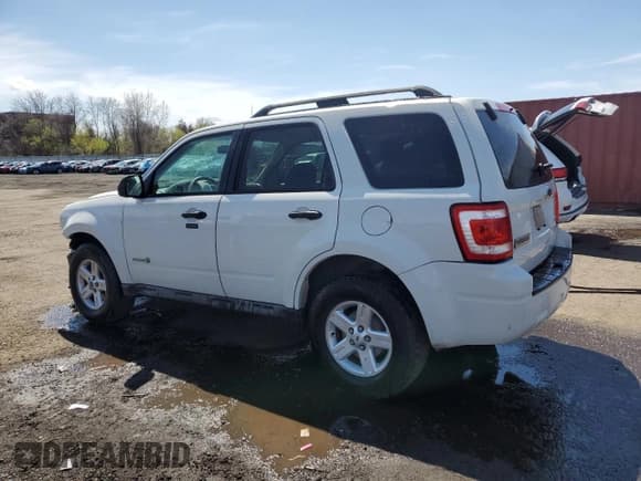 ✅ 2010 Ford Escape Hybrid • VIN: 1FMCU4K30AKB92313 • Lot: 54142145. Wystawiony na Copart z przebiegiem 159 175 mil. Bezpłatny archiwum sprzedaży aukcyjnych z USA i szczegółowy raport historii pojazdu na DreamBid. Zdjęcie 2.