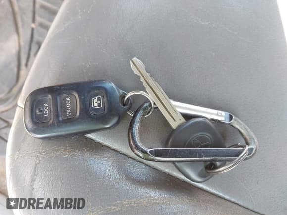 ✅ 2005 Toyota 4Runner Limited • VIN: JTEZU17R858040188 • Лот: 43660606. Опубликован ранее на IAAI с пробегом 228 193 миль. Бесплатный доступ к архиву аукционных продаж из США и подробный отчёт об истории автомобиля на DreamBid. Изображение 11.