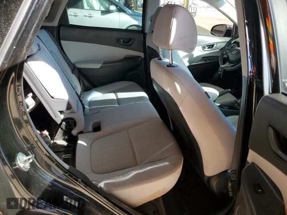 ✅ 2023 Hyundai Kona SEL • VIN: KM8K62AB1PU948960 • Лот: 90059555. Опубликован ранее на Copart с пробегом 52 521 миль. Бесплатный доступ к архиву аукционных продаж из США и подробный отчёт об истории автомобиля на DreamBid. Изображение 11.