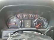 ✅ 2017 Chevrolet Silverado 2500HD Work Truck • VIN: 1GC0CUEG5HZ371196 • Lot: 83695604. Wystawiony na Copart z przebiegiem 403 741 mil. Bezpłatny archiwum sprzedaży aukcyjnych z USA i szczegółowy raport historii pojazdu na DreamBid. Zdjęcie 9.