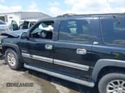 ✅ 2000 Chevrolet Suburban LS • VIN: 3GNFK16T7YG126026 • Лот: 42735081. Опубликован ранее на IAAI с пробегом 182 455 миль. Бесплатный доступ к архиву аукционных продаж из США и подробный отчёт об истории автомобиля на DreamBid. Изображение 14.
