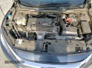 ✅ 2017 Honda Civic LX • VIN: 19XFC2F5XHE219082 • Lot: 92332275. Wystawiony na Copart z przebiegiem 78 440 mil. Bezpłatny archiwum sprzedaży aukcyjnych z USA i szczegółowy raport historii pojazdu na DreamBid. Zdjęcie 15.