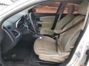 ✅ 2014 Dodge Avenger SE • VIN: 1C3CDZABXEN176106 • Lot: 44929705. Wystawiony na Copart z przebiegiem 145 874 mil. Bezpłatny archiwum sprzedaży aukcyjnych z USA i szczegółowy raport historii pojazdu na DreamBid. Zdjęcie 7.