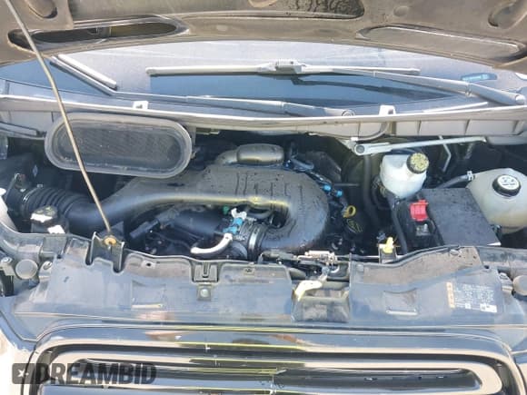 ✅ 2015 Ford Transit XL • VIN: 1FMZK1YM0FKA38366 • Lot: 43278974. Wystawiony na IAAI z przebiegiem 140 422 mil. Bezpłatny archiwum sprzedaży aukcyjnych z USA i szczegółowy raport historii pojazdu na DreamBid. Zdjęcie 10.