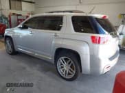 ✅ 2013 GMC Terrain Denali • VIN: 2GKFLYE37D6424215 • Lot: 42704111. Wystawiony na IAAI z przebiegiem 156 821 mil. Bezpłatny archiwum sprzedaży aukcyjnych z USA i szczegółowy raport historii pojazdu na DreamBid. Zdjęcie 3.