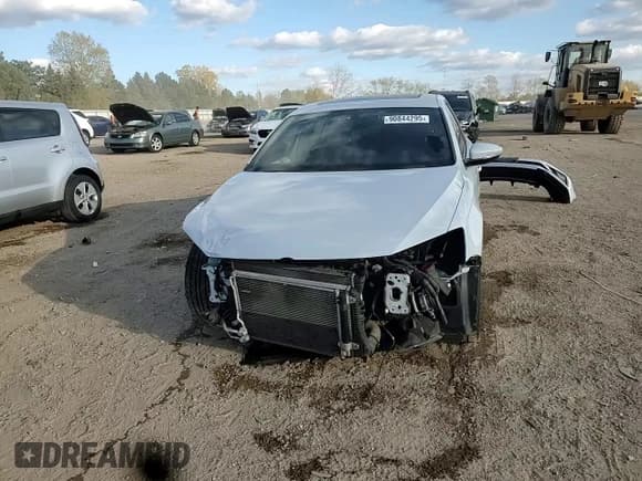 ✅ 2017 Volkswagen Jetta GLI • VIN: 3VW4T7AJ8HM362432 • Лот: 90844295. Опубликован ранее на Copart с пробегом 112 999 миль. Бесплатный доступ к архиву аукционных продаж из США и подробный отчёт об истории автомобиля на DreamBid. Изображение 14.