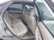 ✅ 2001 Volvo S80 • VIN: YV1TS94D311183313 • Lot: 42416606. Listed on IAAI with 303,697 mi. Free auction sales archive from the USA and detailed vehicle history report at DreamBid. Image 8.