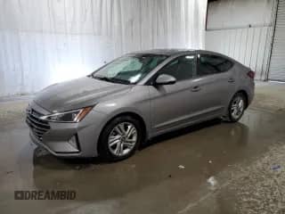 2020 Hyundai Elantra Value Edition z VIN KMHD84LF4LU907473, wystawiony jako Copart lot #84770605 z przebiegiem 63 478 mil mil oraz Czysty tytuł • Clean title. Historia ofert i sprzedaży dostępna na DreamBid. Obrazek 1.