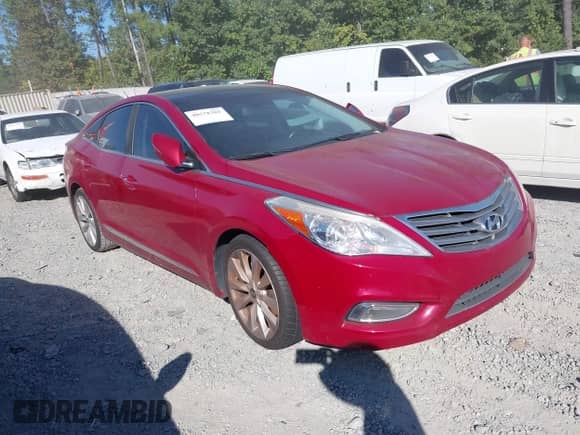 2014 Hyundai Azera Limited с VIN KMHFH4JG6EA388855, выставлен на аукционе IAAI как лот 40578381 с пробегом 145 841 миль миль и . История ставок и продаж доступна на DreamBid. Изображение 1.