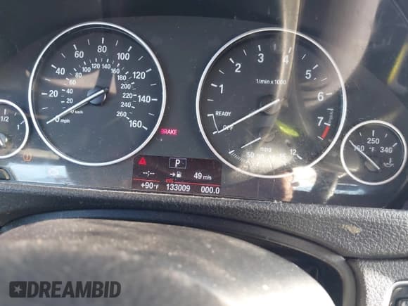 ✅ 2012 BMW 3 Series 328i • VIN: WBA3C1C5XCF433888 • Lot: 43596617. Listed on IAAI with 133,009 mi. Free auction sales archive from the USA and detailed vehicle history report at DreamBid. Image 7.