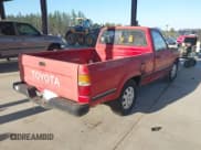 ✅ 1990 Toyota Pickup • VIN: JT4RN81R1L5056220 • Lot: 43242959. Listed on IAAI with 294,042 mi. Free auction sales archive from the USA and detailed vehicle history report at DreamBid. Image 4.
