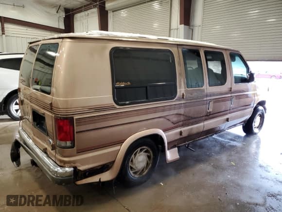 ✅ 1997 Ford Econoline Commercial • VIN: 1FDEE14L0VHA01896 • Lot: 43561985. Wystawiony na Copart z przebiegiem 203 840 mil. Bezpłatny archiwum sprzedaży aukcyjnych z USA i szczegółowy raport historii pojazdu na DreamBid. Zdjęcie 3.