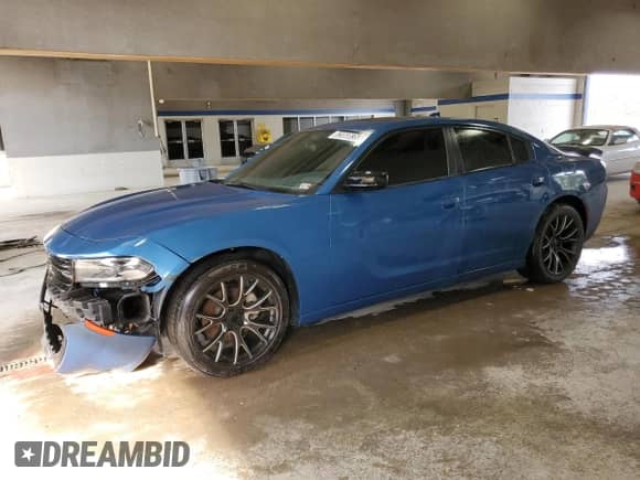 2023 Dodge Charger SXT with VIN 2C3CDXBG6PH631740, listed as a Copart auction lot 82060835 with 31,174 mi miles and Clean title. Bid and sale history available at DreamBid. Image 1.