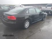 ✅ 2012 Volkswagen Passat S • VIN: 1VWAP7A35CC055061 • Lot: 41745199. Wystawiony na IAAI z przebiegiem 203 266 mil. Bezpłatny archiwum sprzedaży aukcyjnych z USA i szczegółowy raport historii pojazdu na DreamBid. Zdjęcie 4.