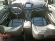 ✅ 2018 Ford C-Max Titanium • VIN: 1FADP5DU9JL104273 • Лот: 84240525. Опубликован ранее на Copart с пробегом 83 909 миль. Бесплатный доступ к архиву аукционных продаж из США и подробный отчёт об истории автомобиля на DreamBid. Изображение 9.