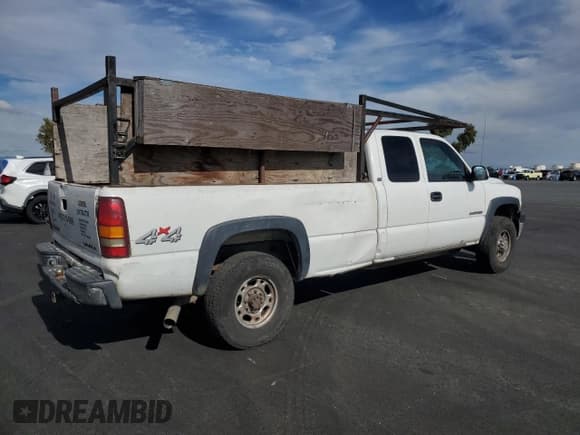 ✅ 2002 Chevrolet Silverado 2500HD • VIN: 1GCHK29U22E132147 • Lot: 91255045. Wystawiony na Copart z przebiegiem Nie podano. Bezpłatny archiwum sprzedaży aukcyjnych z USA i szczegółowy raport historii pojazdu na DreamBid. Zdjęcie 3.