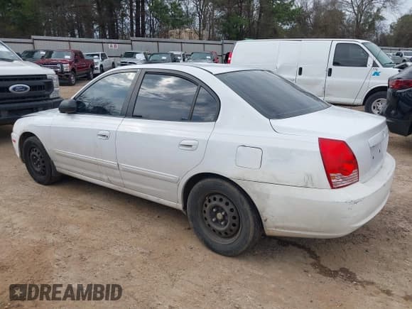 ✅ 2005 Hyundai Elantra GLS • VIN: KMHDN46D25U106966 • Lot: 41784682. Wystawiony na IAAI z przebiegiem 252 402 mil. Bezpłatny archiwum sprzedaży aukcyjnych z USA i szczegółowy raport historii pojazdu na DreamBid. Zdjęcie 3.