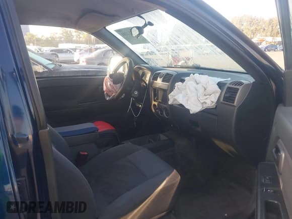 ✅ 2004 Chevrolet Colorado 1SC LS Z85 • VIN: 1GCCS136448155154 • Lot: 43512201. Listed on IAAI with 249,717 mi. Free auction sales archive from the USA and detailed vehicle history report at DreamBid. Image 5.