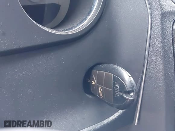 ✅ 2014 Dodge Challenger SXT • VIN: 2C3CDYAG4EH179954 • Lot: 41596676. Wystawiony na IAAI z przebiegiem Nie podano. Bezpłatny archiwum sprzedaży aukcyjnych z USA i szczegółowy raport historii pojazdu na DreamBid. Zdjęcie 11.