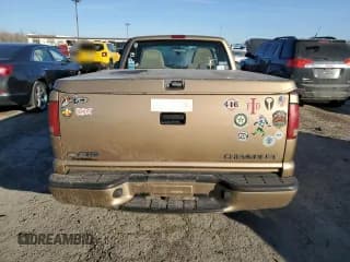 ✅ 1999 Chevrolet S-10 LS • VIN: 1GCCS144XXK130019 • Лот: 88783105. Опубликован ранее на Copart с пробегом 139 821 миль. Бесплатный доступ к архиву аукционных продаж из США и подробный отчёт об истории автомобиля на DreamBid. Изображение 6.