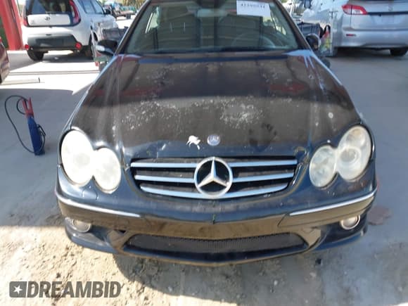 ✅ 2008 Mercedes-Benz CLK 550 • VIN: WDBTK72F58T089686 • Lot: 42295531. Wystawiony na IAAI z przebiegiem 237 733 mil. Bezpłatny archiwum sprzedaży aukcyjnych z USA i szczegółowy raport historii pojazdu na DreamBid. Zdjęcie 6.