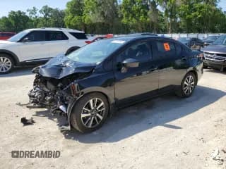 ✅ 2022 Nissan Versa SV • VIN: 3N1CN8EV6NL866770 • Lot: 52416995. Wystawiony na Copart z przebiegiem 34 991 mil. Bezpłatny archiwum sprzedaży aukcyjnych z USA i szczegółowy raport historii pojazdu na DreamBid. Zdjęcie 1.