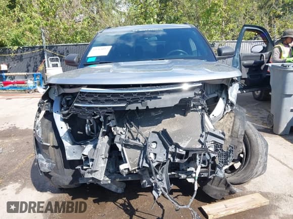 ✅ 2020 Ford Explorer XLT • VIN: 1FMSK8DHXLGB08294 • Lot: 43264012. Listed on IAAI with 87,711 mi. Free auction sales archive from the USA and detailed vehicle history report at DreamBid. Image 13.