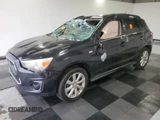 2014 Mitsubishi Outlander SE с VIN 4A4AR4AU2EE015279, выставлен на аукционе Copart как лот 67751165 с пробегом Не указан миль и Списание • Salvage title. История ставок и продаж доступна на DreamBid. Изображение 1.