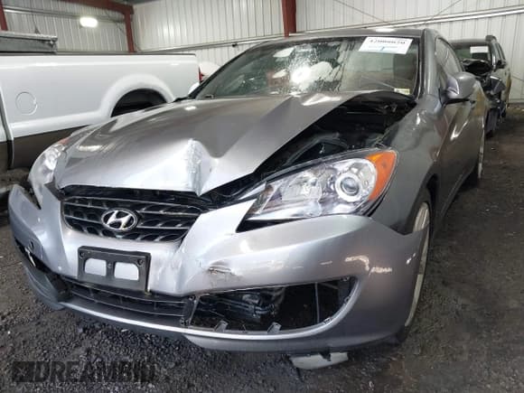 ✅ 2010 Hyundai Genesis Coupe • VIN: KMHHU6KH3AU009911 • Lot: 42008020. Wystawiony na IAAI z przebiegiem 148 732 mil. Bezpłatny archiwum sprzedaży aukcyjnych z USA i szczegółowy raport historii pojazdu na DreamBid. Zdjęcie 6.
