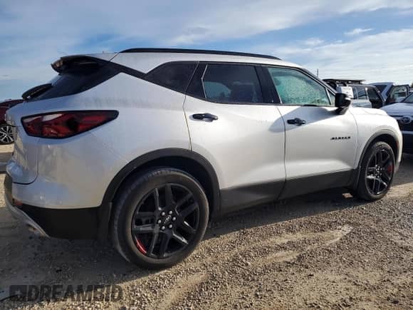 2021 Chevrolet Blazer LT z VIN 3GNKBJR4XMS524115, wystawiony jako Copart lot #73931754 z przebiegiem 19 450 mil mil oraz Szkoda całkowita • Salvage title. Historia ofert i sprzedaży dostępna na DreamBid. Obrazek 3.