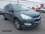 ✅ 2009 Chevrolet Traverse LS • VIN: 1GNEV13D59S142011 • Lot: 42514632. Wystawiony na IAAI z przebiegiem 163 103 mil. Bezpłatny archiwum sprzedaży aukcyjnych z USA i szczegółowy raport historii pojazdu na DreamBid. Zdjęcie 1.