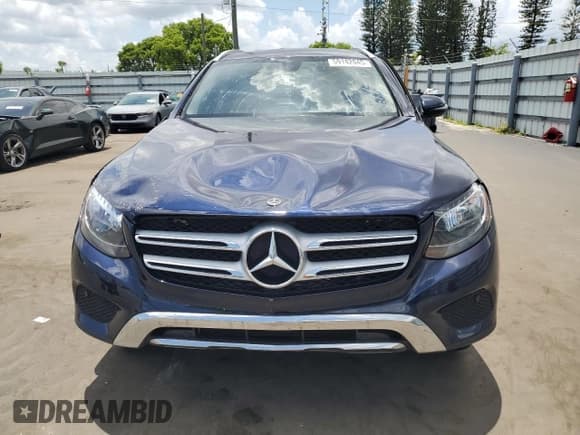 ✅ 2019 Mercedes-Benz GLC 300 • VIN: WDC0G4JB7KV155163 • Lot: 59142045. Listed on Copart with 73,098 mi. Free auction sales archive from the USA and detailed vehicle history report at DreamBid. Image 5.