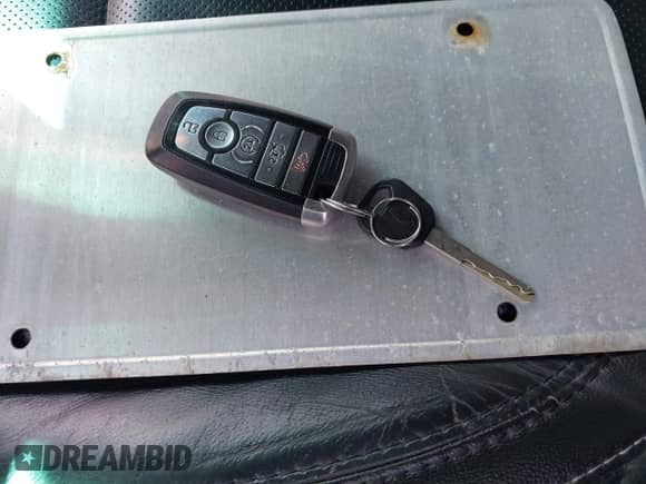 2018 Ford Explorer Limited z VIN 1FM5K7F83JGB13662, wystawiony jako IAAI lot #42582005 z przebiegiem 129 544 mil mil oraz . Historia ofert i sprzedaży dostępna na DreamBid. Obrazek 11.